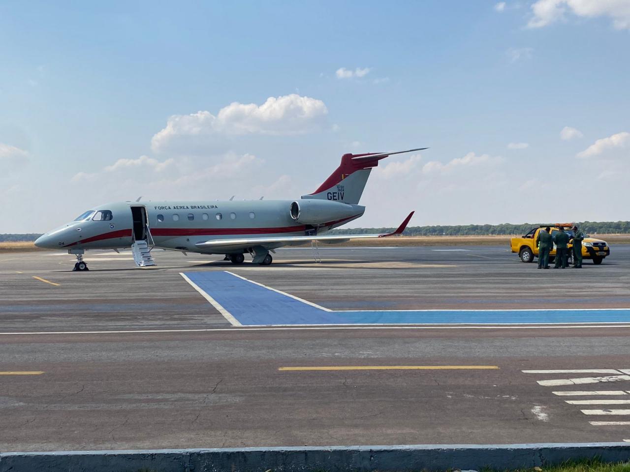 Técnicos da FAB e da Infraero testam PAPI do Aeroporto Regional de Sorriso Foto17271