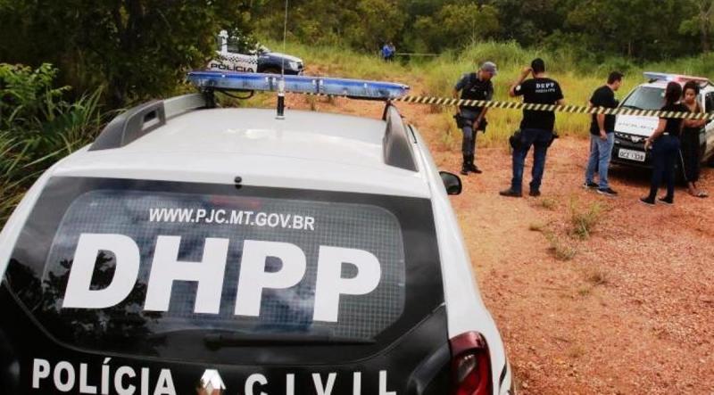 Idosa que estava desaparecida foi jogada de penhasco pelo ex-namorado Foto57049