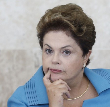 Ministro de MT manda ofício á Policia Federal pedindo investigação contra Presidente Dilma Rousseff Foto37213