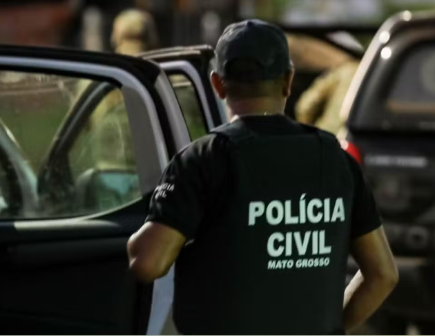 Casal é encontrado morto com mãos e pés amarrados em quarto de quitinete Foto68348
