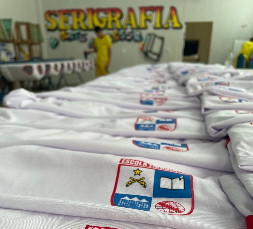Reeducandos confeccionam 50 mil uniformes para escolas militares e do sistema prisional Foto97337