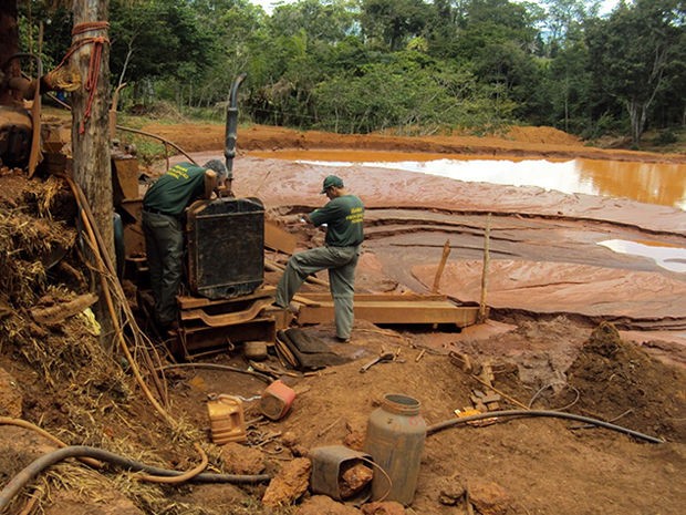 Garimpeiros são presos após serem flagrados em garimpo ilegal Foto77368