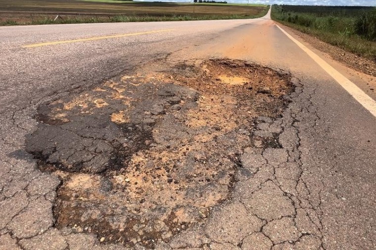 Liminar determina que concessionária recupere trecho da MT-130 Foto15617