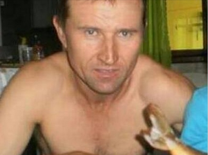 Menino de 3 anos mata pai com tiro acidental de espingarda Foto5483