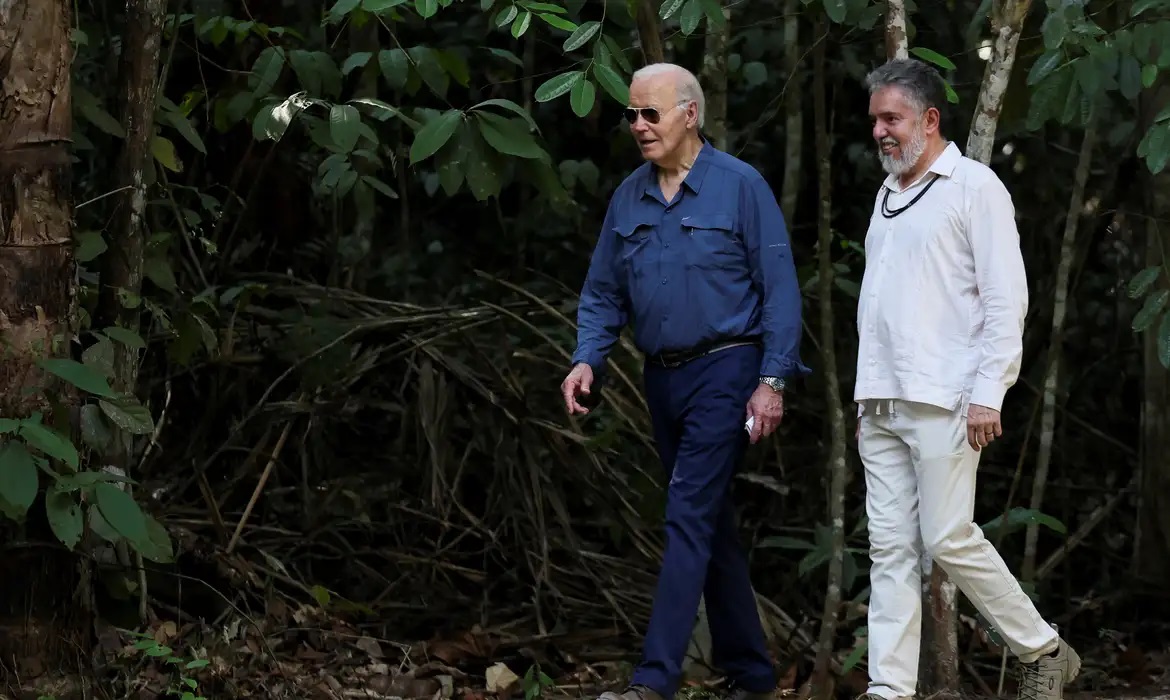 EUA formalizam apoio à conservação em visita de Biden à Amazônia Foto5201