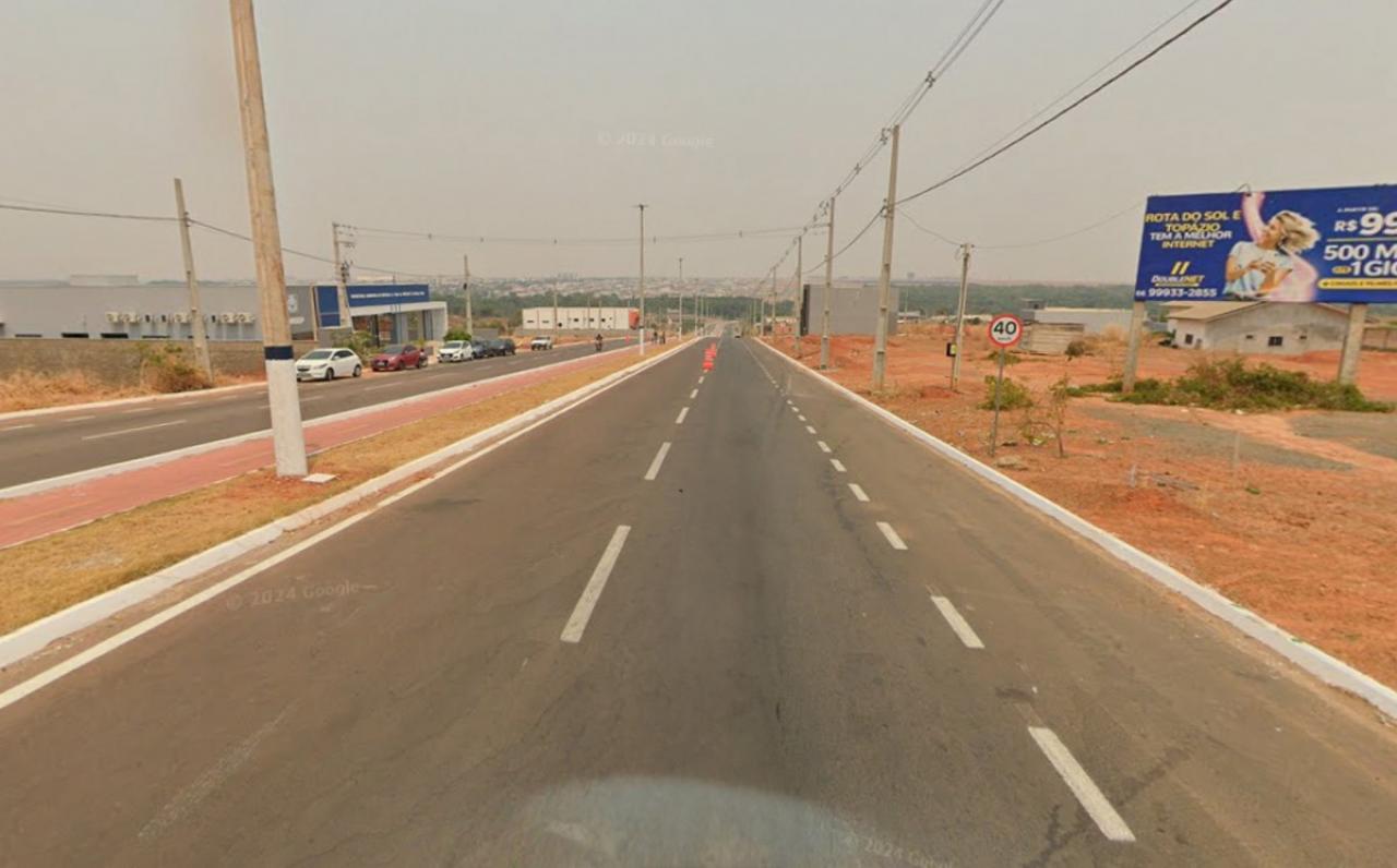 Vereador solicita instalação de redutores de velocidade na Avenida dos Imigrantes Foto24842