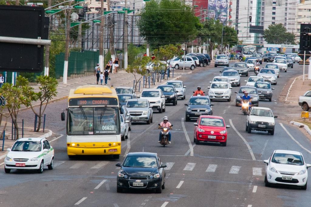 Prazo para pagar o IPVA de veículos com placas finais 8, 9 e 0 termina dia 30 Foto41935