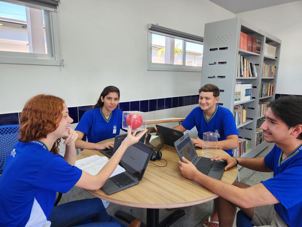 Seduc iniciou nesta quinta-feira (26) consulta pública sobre modelo cívico-Militar em 15 escolas Foto15188