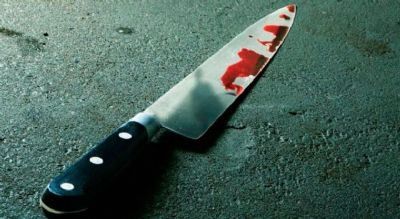 Adolescente mata vizinho a facadas após ouvi-lo discutindo com a esposa Foto62827