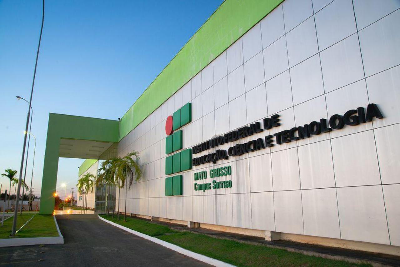 Articulação parlamentar garante mais dois cursos de graduação no IFMT em Sorriso Foto74063