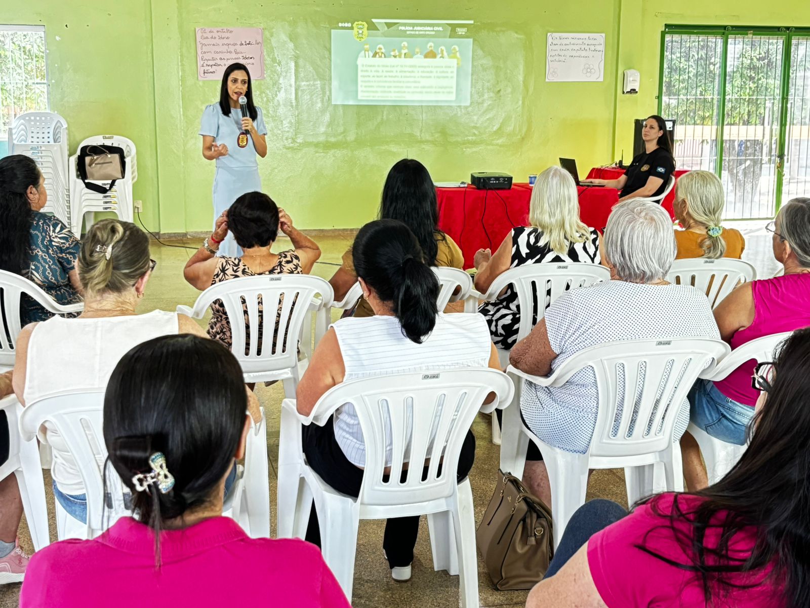 Secretaria Municipal de Assistência Social promove palestra sobre violência contra a pessoa idosa Foto30259