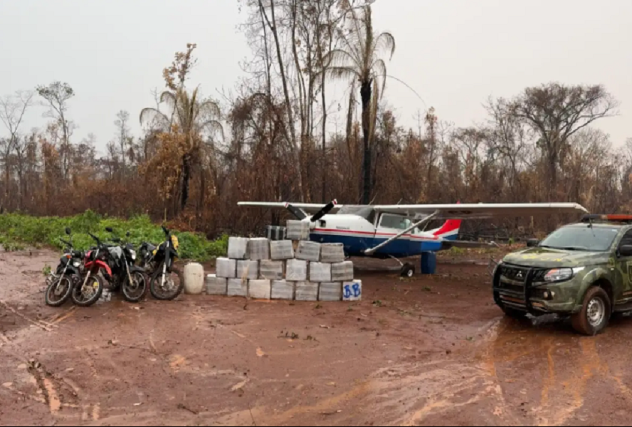 Aviões e veículos do crime são apreendidos na fronteira de Mato Grosso Foto86334