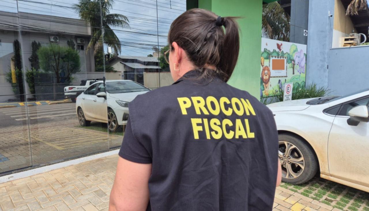 Procon de Sorriso orienta sobre matrículas e compra segura de material escolar Foto31359