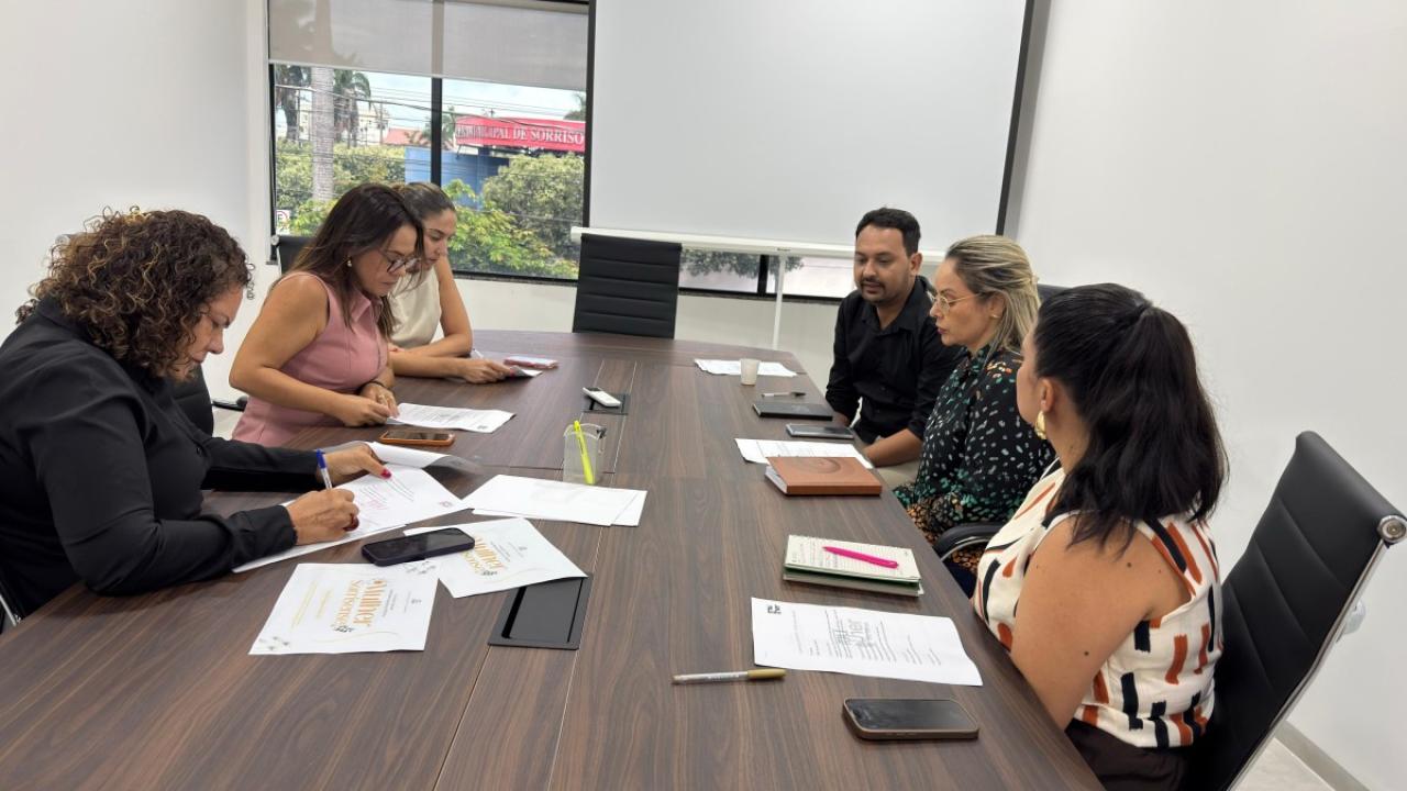 Câmara de Sorriso prepara programação para o Mês da Mulher com homenagem e apoio a eventos Foto24229