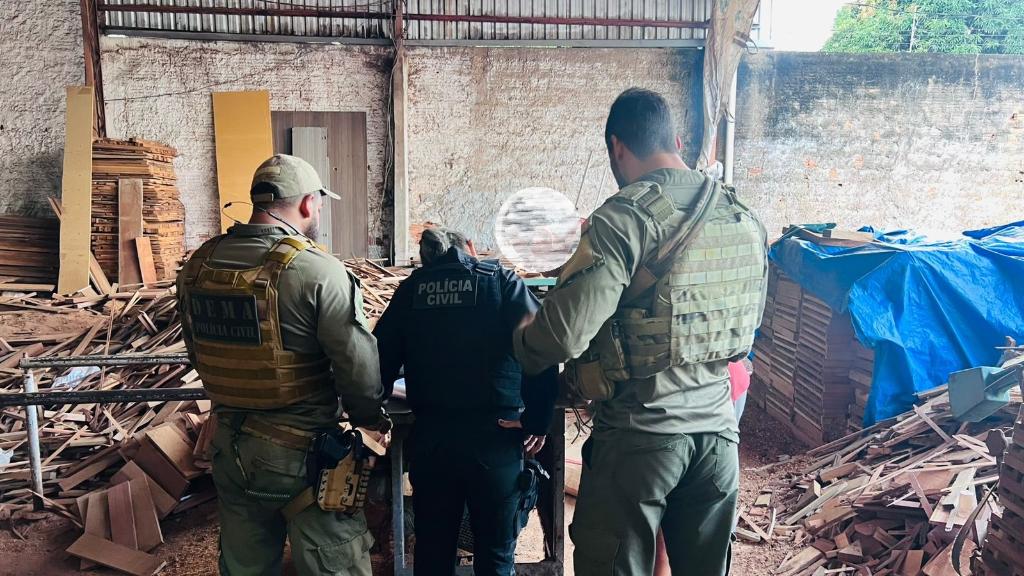 Polícia Civil cumpre mandados e desarticula grupo envolvido em crime ambiental e lavagem de dinheiro Foto18419