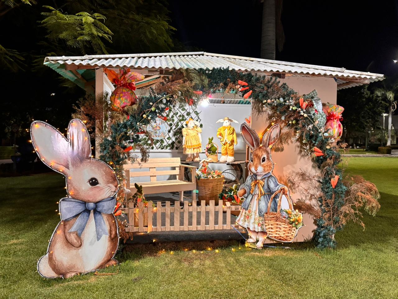 Nova Ubiratã inaugura decoração de Páscoa na Praça da Fé Foto65265