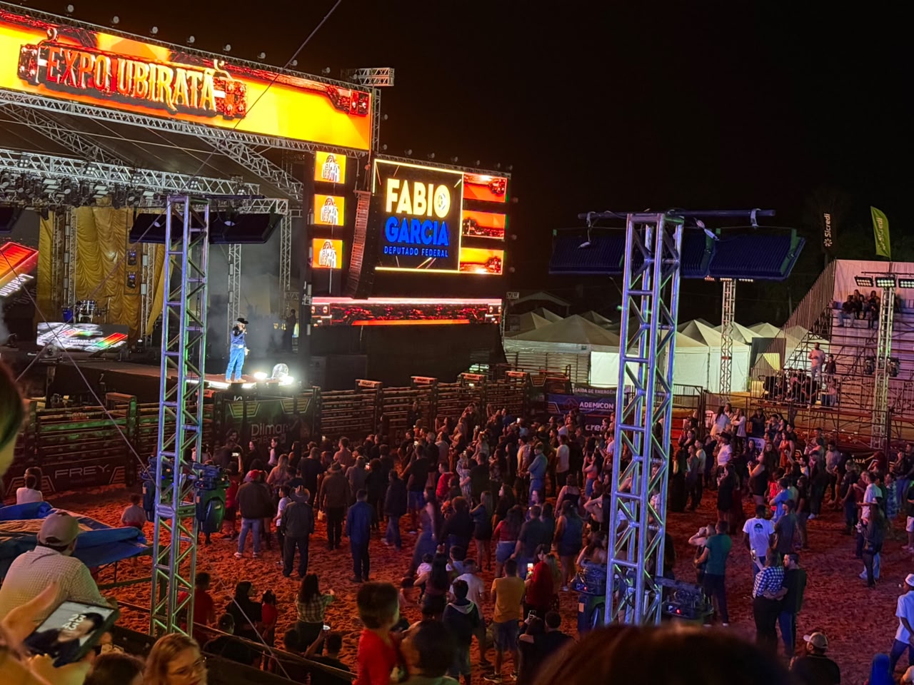 Expo Ubiratã 2026 reúne grande público em sua segunda noite de programação Foto50927