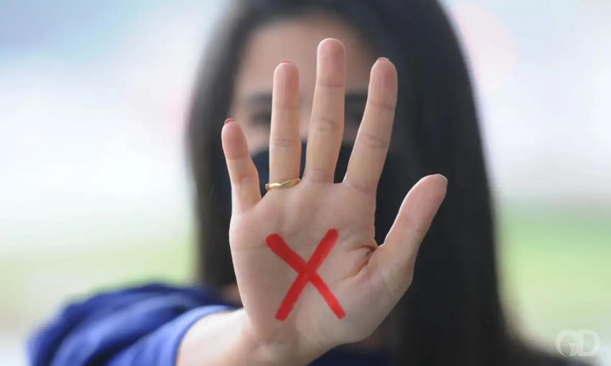 Juizado especializado pode ampliar ações de proteção a mulher agredida e filhos Foto50141