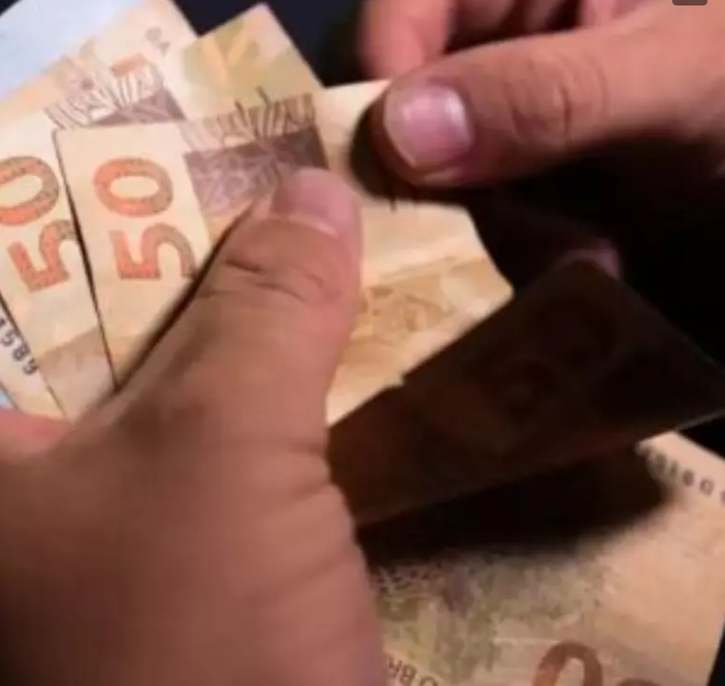 Salário mínimo de 2027 pode chegar a R$ 1.741 Foto46606