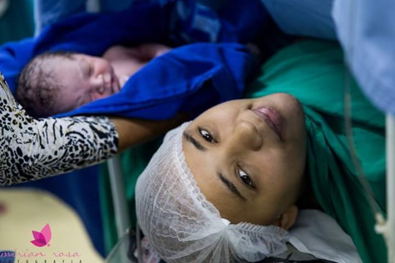 Nasce com saúde o bebê de jovem com câncer e abandonada pelo marido Foto27962
