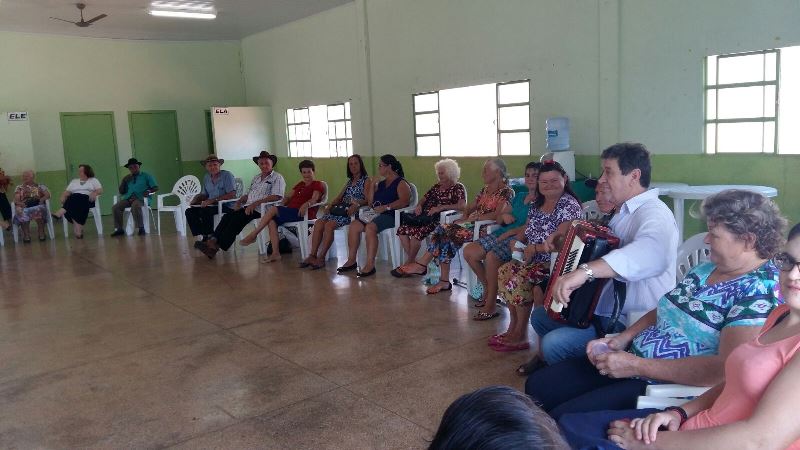 Encerramento das atividades anual é marcado com confraternização entre idosos Foto10087