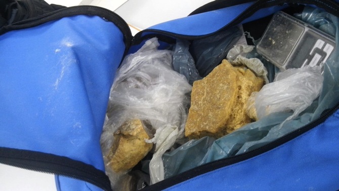 PM encontra 1kg de pasta base de cocaína em quitinete de Sorriso Foto8359