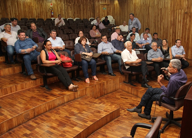 Prefeitos de MT se reúnem para discutir índices do Fethab e crise nos municípios Foto55567