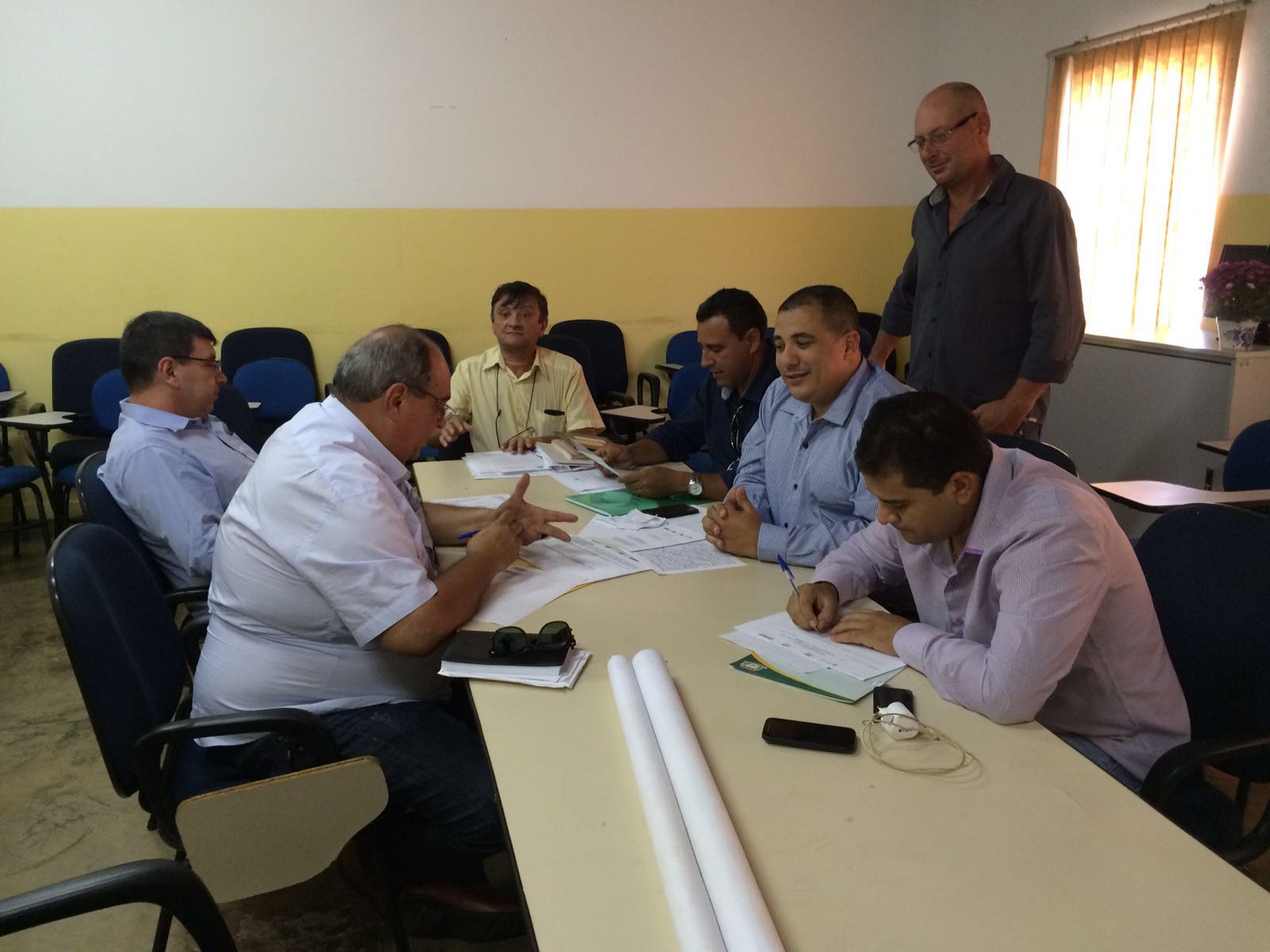 Departamento Jurídico de Nova Ubiratã vai á Cuiabá defender permanência de divisa do município Foto97338
