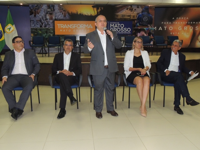 Governador se reunirá com prefeitos dos 141 municípios de Mato Grosso Foto94839