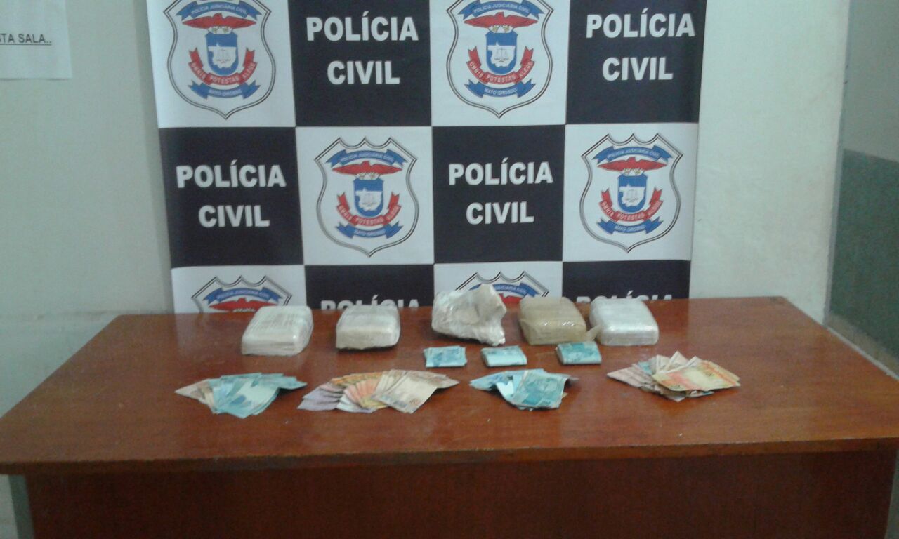 Traficante é preso com 5 kg de cocaína, veículo e dinheiro em Primavera do Leste Foto4853