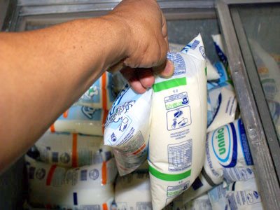 Feijão, manteiga e leite ficam mais caros e elevam o valor da cesta básica Foto15447