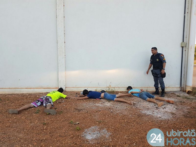 Moradores denunciam e jovens são detidos acusados de consumirem droga em avenida de Nova Ubiratã Foto17349