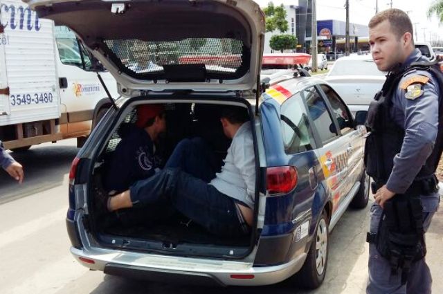 Agência Sicredi é assaltada na manhã de segunda-feira (05) Foto2875