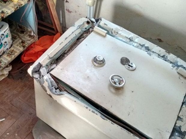 Usuário de drogas é preso após furtar R$ 10 mil reais de cofre de igreja Foto68450