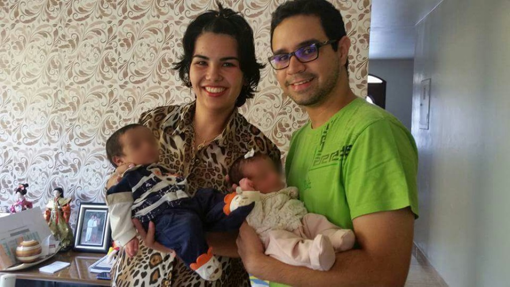 Morre bebê que tinha sobrevivido a acidente que vitimou pais e irmão Foto89147